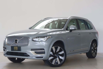 XC90