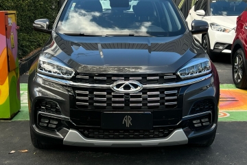 TIGGO 8