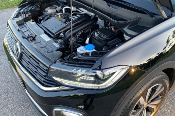 T-CROSS
