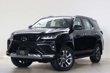 HILUX SW4