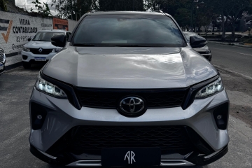 HILUX SW4