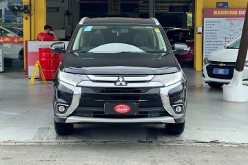 OUTLANDER