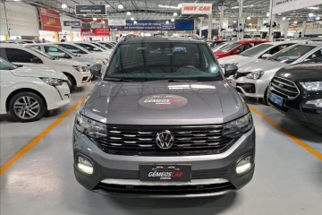  T-CROSS 