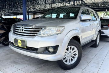 HILUX SW4